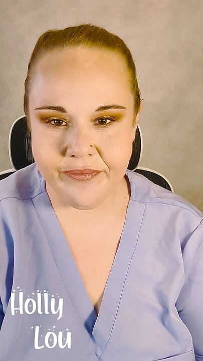 간호사가 작은 자지 환자에게 SPH 진단을 내린다