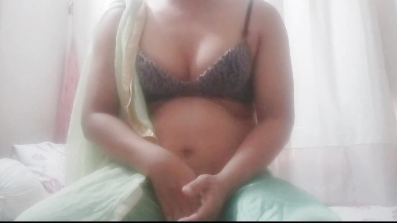 Indian hot woman erotic moment home alone