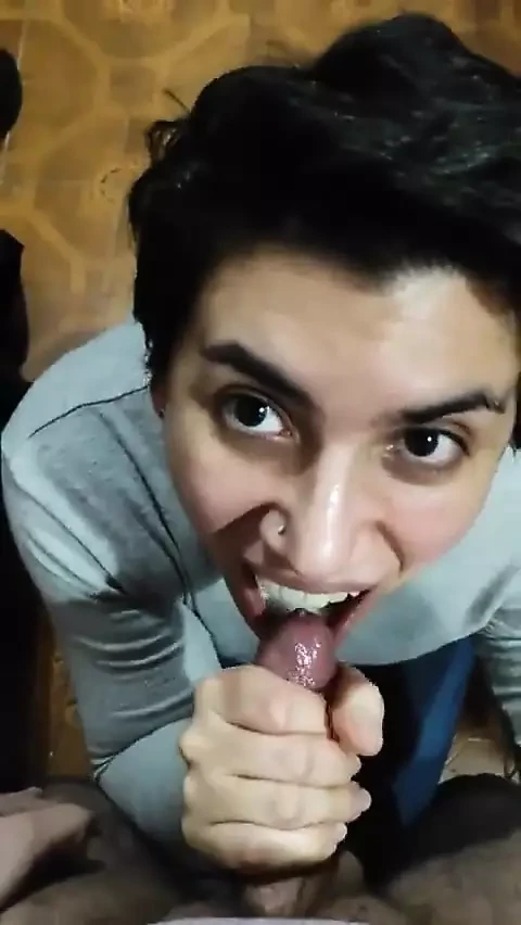 Quickie! Cum Mouthful, Cumplay and Swallow!