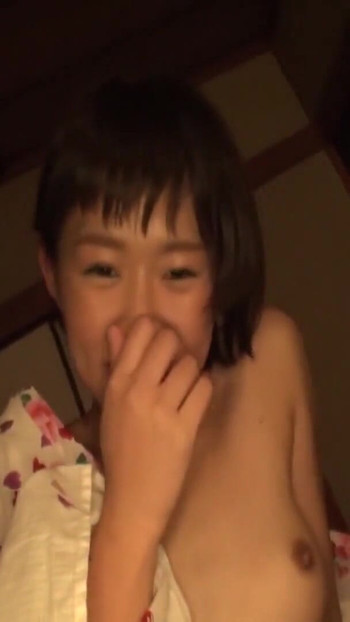 Must-see moment from "Japanese Clothes Hot Springs An obscene development for young with short hair with a back option"