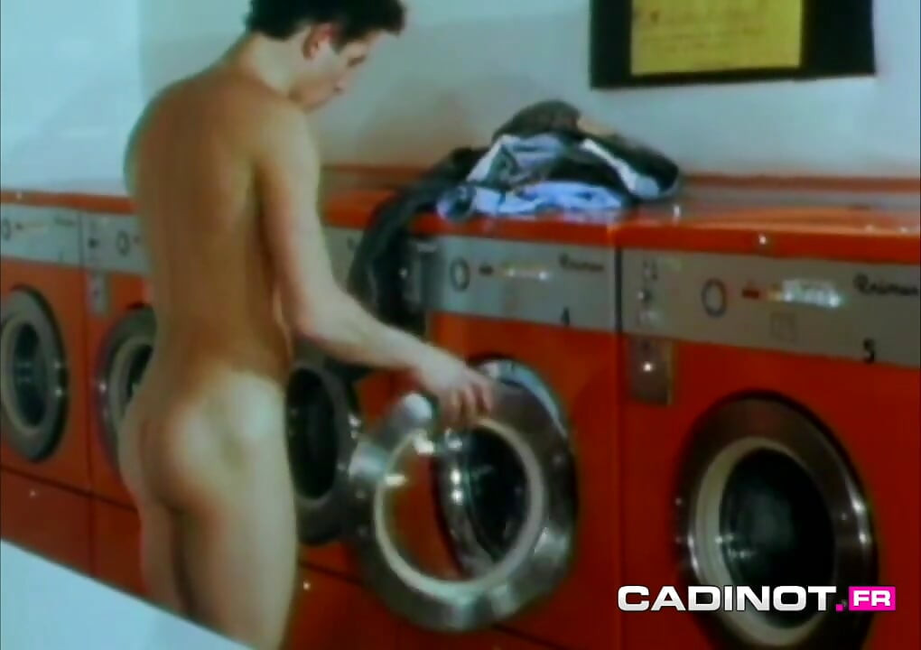 Cadinot.fr - Three Twinks Fuck In A Laundromat