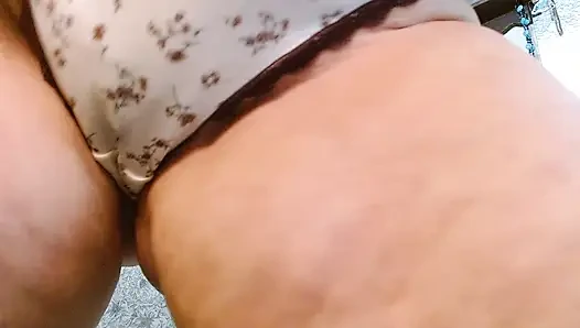 1365 Красивые трусики для Lucky Jay от сексуальной горячей бабули DawnSkye1962