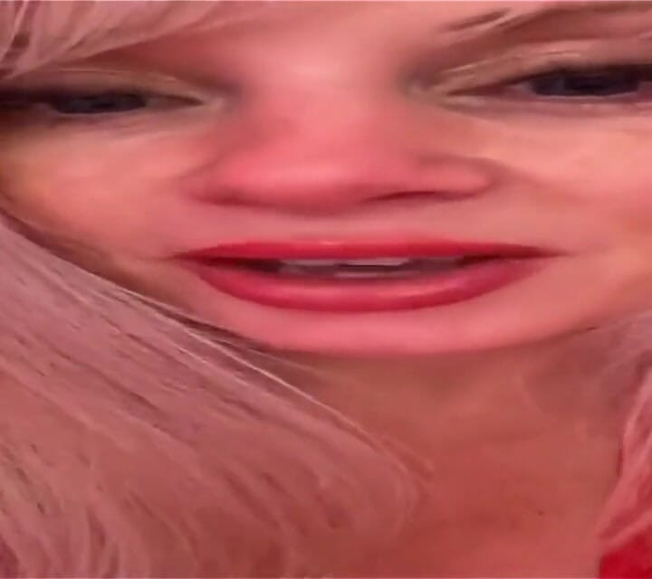 743612078274650112.mp4