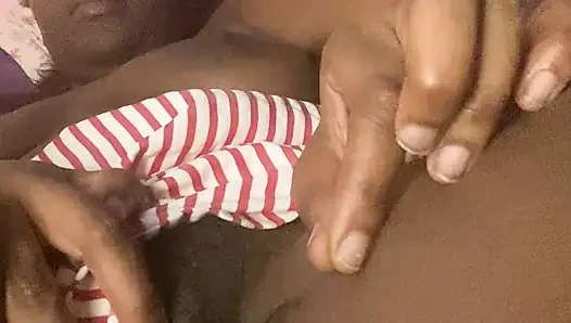 AFRIKA MENGEPANG VAGINA HITAM BERBULU MUDAKU