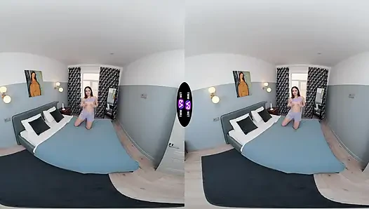Frustrierte maddy nelson verlangt jetzt ihren morgen-orgasmus - teenMegaWorld