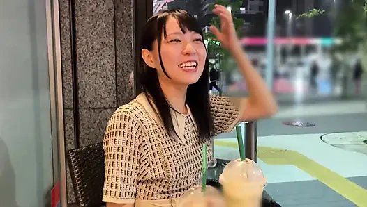 A118F10 It's natural to be cautious about your first dating app! A beautiful black-haired girl who came knowing she was going to shoot privately! Wild sex in one-night mode!