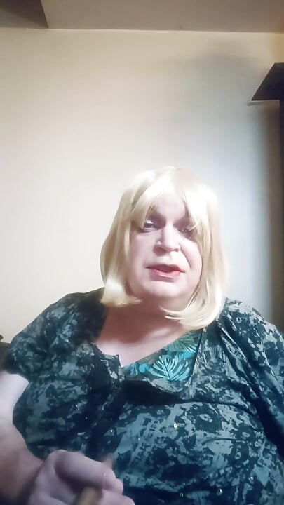 September 2026 VLOG - Chewing the fat whilst smoking a cigar