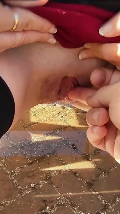 FLASHING my PUSSY in front of my STEPDAD in a PUBLIC PARK and he HELPS me SQUIRTING in front of everyone - REAL SEX RISKY | Clip 1