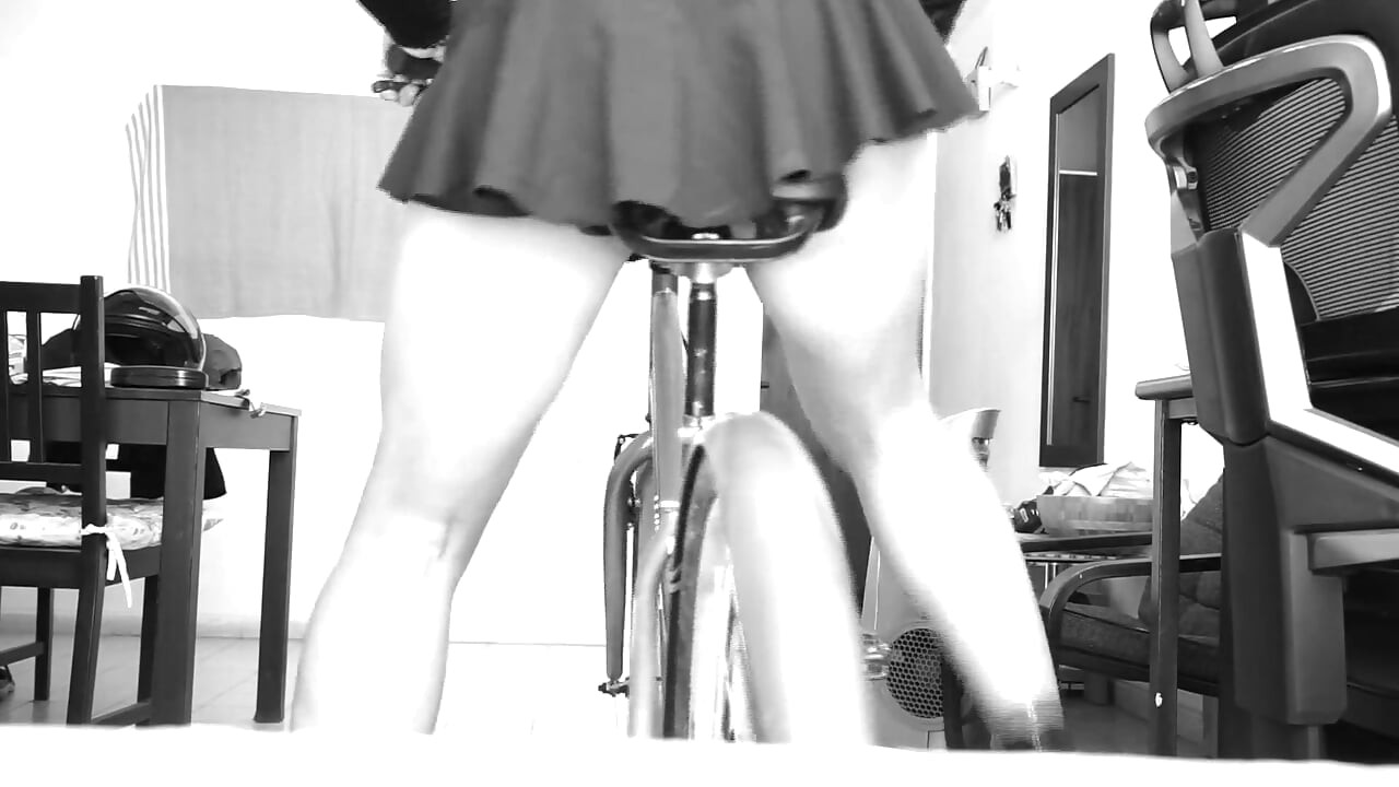 Crossdresser Ready on Bike