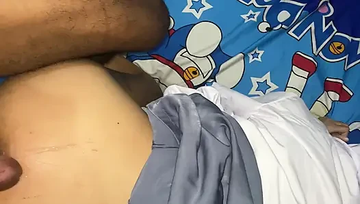 Ngentot adik tiri sebelum berangkat sekolah