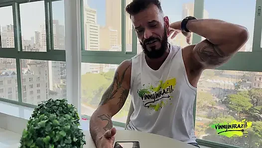 Esmerin Poposunu Kırdım