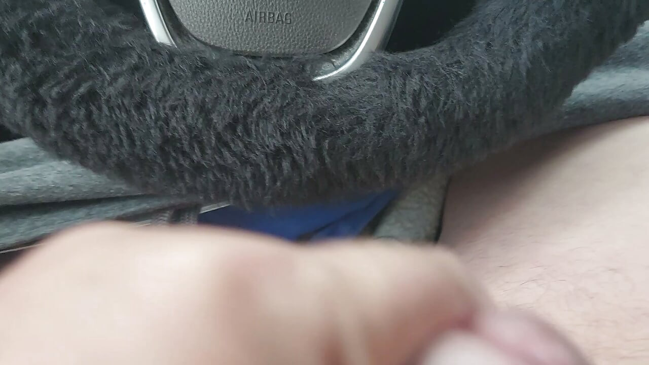 Any woman wants to come in my car ?