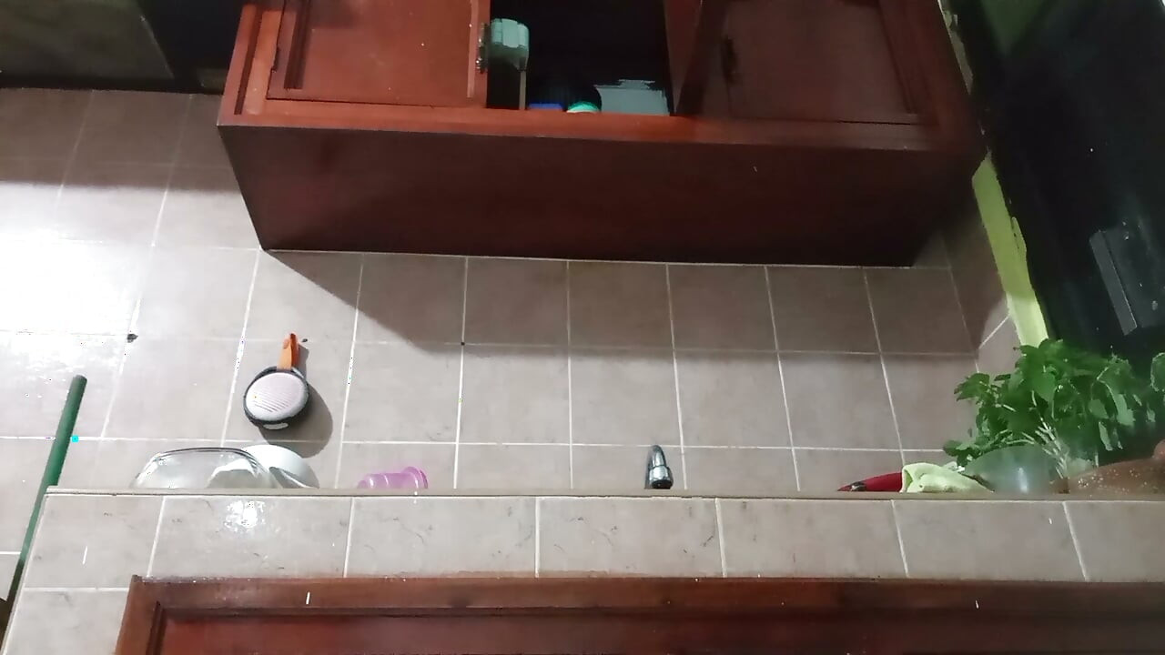 My mother-in-law in the kitchen shows transparent panty