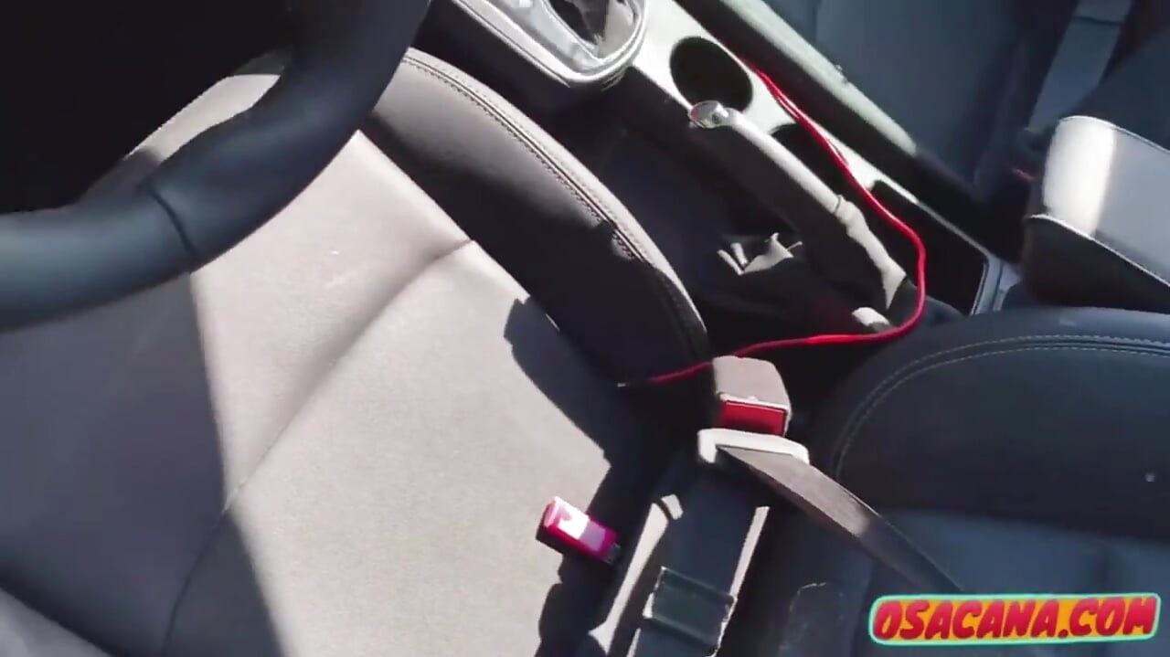 Young Man From the Countryside Sex in the Car Were Caught in the Jump
