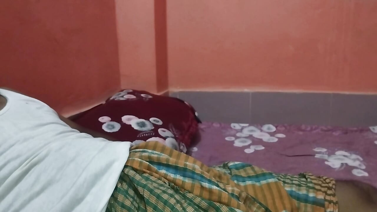 Viral Bangladeshi Vabi Home Sex with stepcousin part 1
