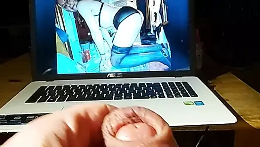 Herrin martinaheela wichsen auf ihre Bilder und Spritzen