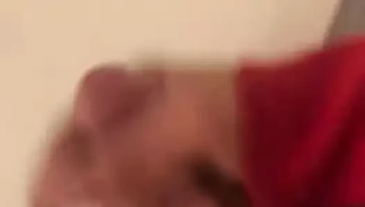 Tom benim için tekrar büyük horoz ve boşalan kapalı masturbasyon yapıyor