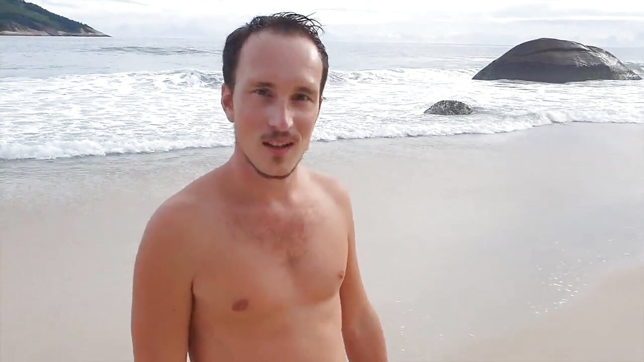 Striaght Matino fucking a French boy