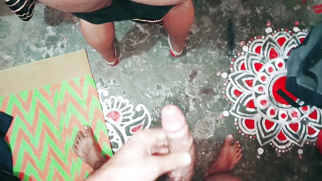 Desi Indians Bengali girl Doli bhabhi ki desi style Mein Chudai hots boobs wali desi Bengali girl Dolly Singh bhabhi
