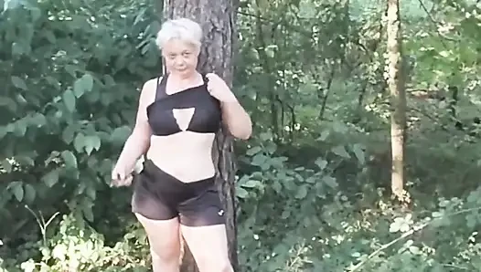 I'm Playing the Little Slut in the Woods, Waiting for a Good Cock