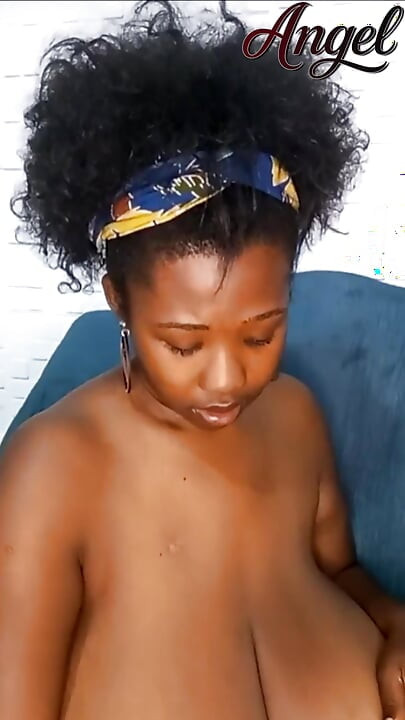 혼자 자위하고 즐기는 단순한 거유