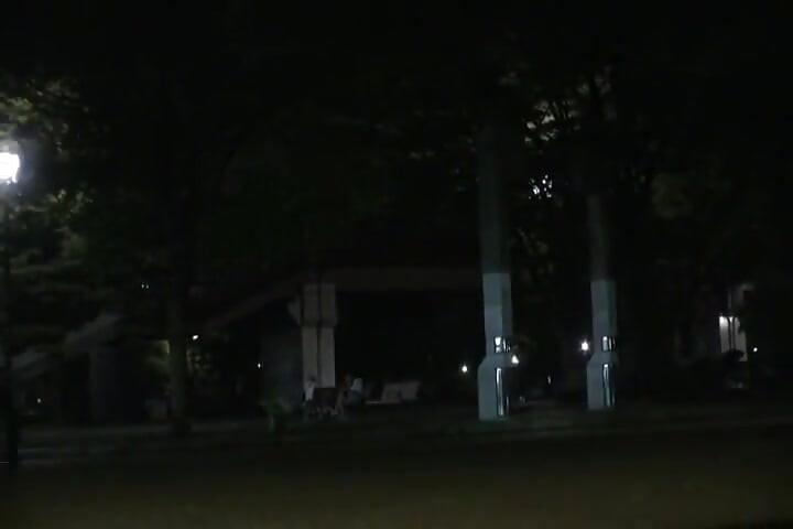 Mirai Sunohara își aduce obsesia jucăușă într-o aventură în oraș - 2