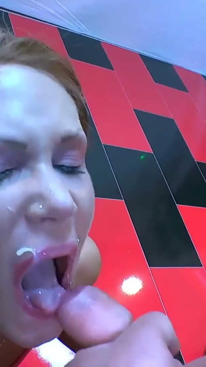 SPERMA LADUNG IN DIE FRESSE | Clip 1