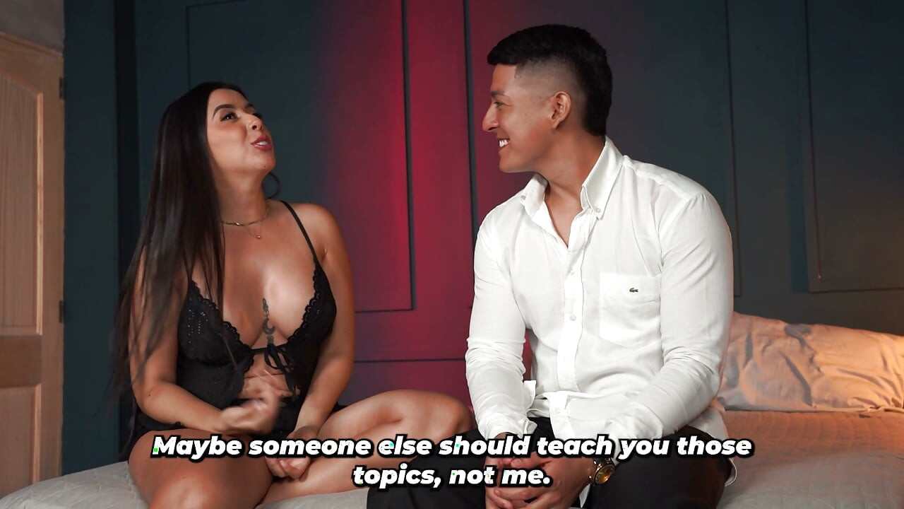 Stepmom Helps Her Shy Stepson Because He Hasn't Had Sex with His Girlfriend yet