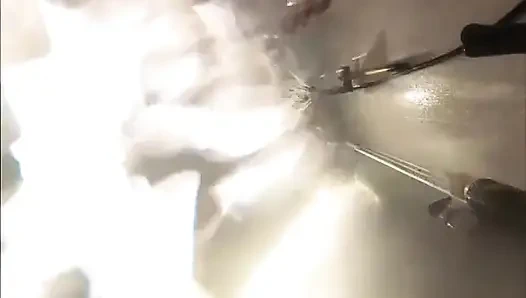 Üvey kız kardeşlerin banyosunda web kamerası. Erkek arkadaşıyla seks yaptıktan sonra ıslak amcık