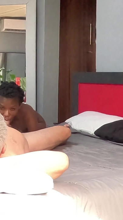 Abraços tornaram-se perigosos rápido