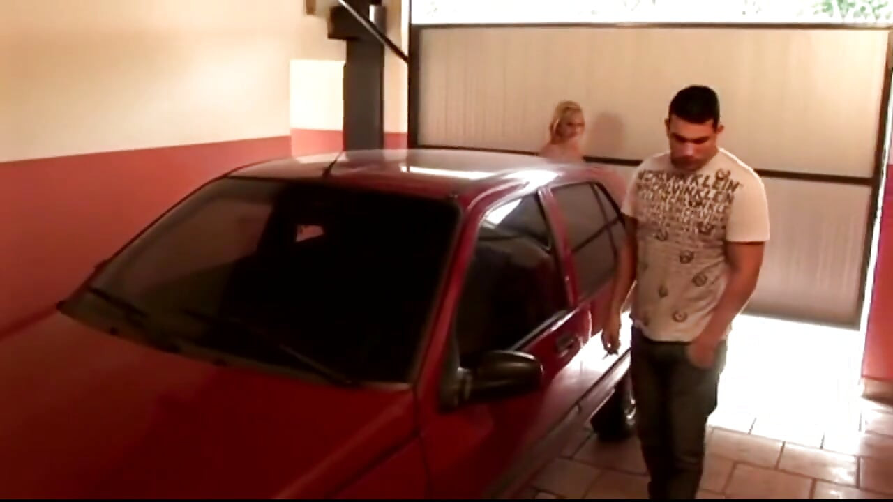 Big boobs trans woman loves the big dick loves big dildo in ass