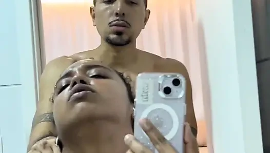 Seks Di Kamar Mandi Dengan Kekuatan