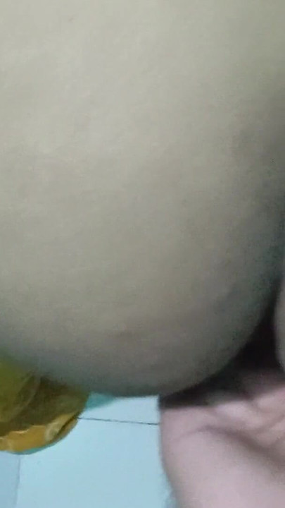 Unforgettable moment from "Desi Bhabhi Fucking in Kitchen When she was Cooking Food"