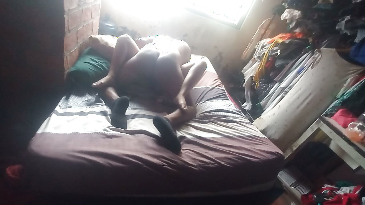 Üvey babama telefon için götümü verdim