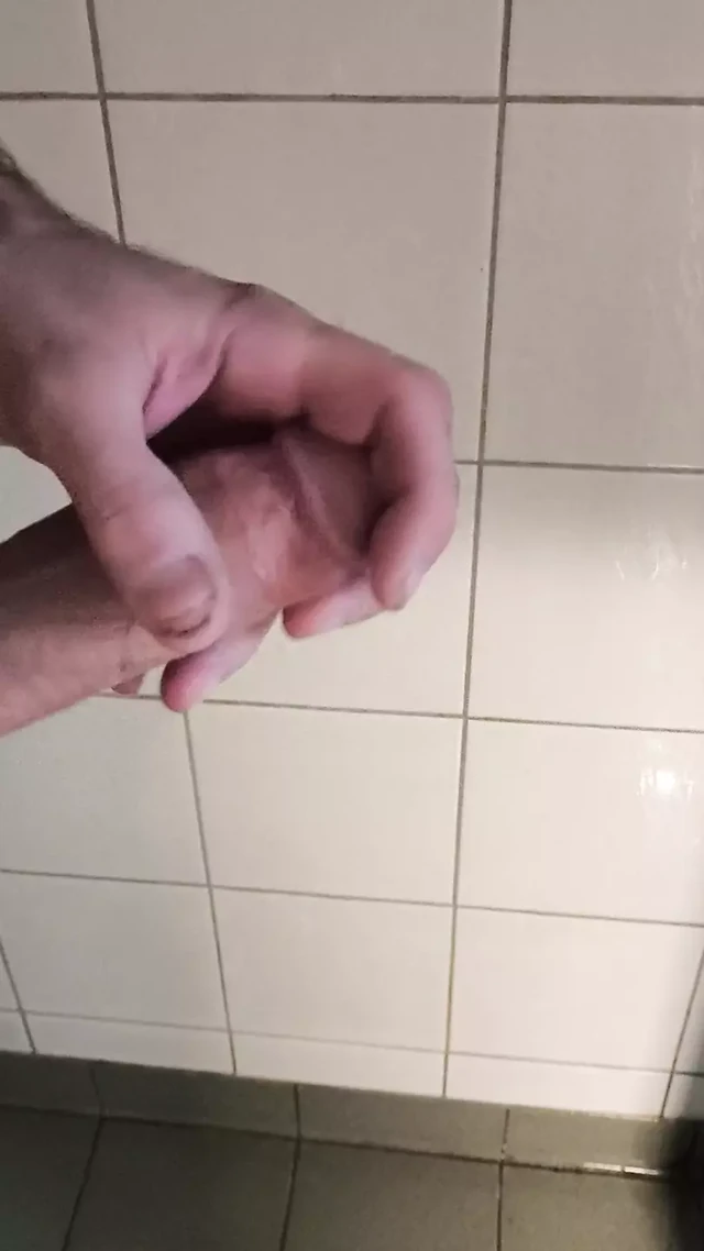 Wixxed in the shower