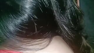 Филиппинская госпожа с большими сиськами заставляет своего мужика наслаждаться сексом. просто уволиться, потому что кто-то пробуждает