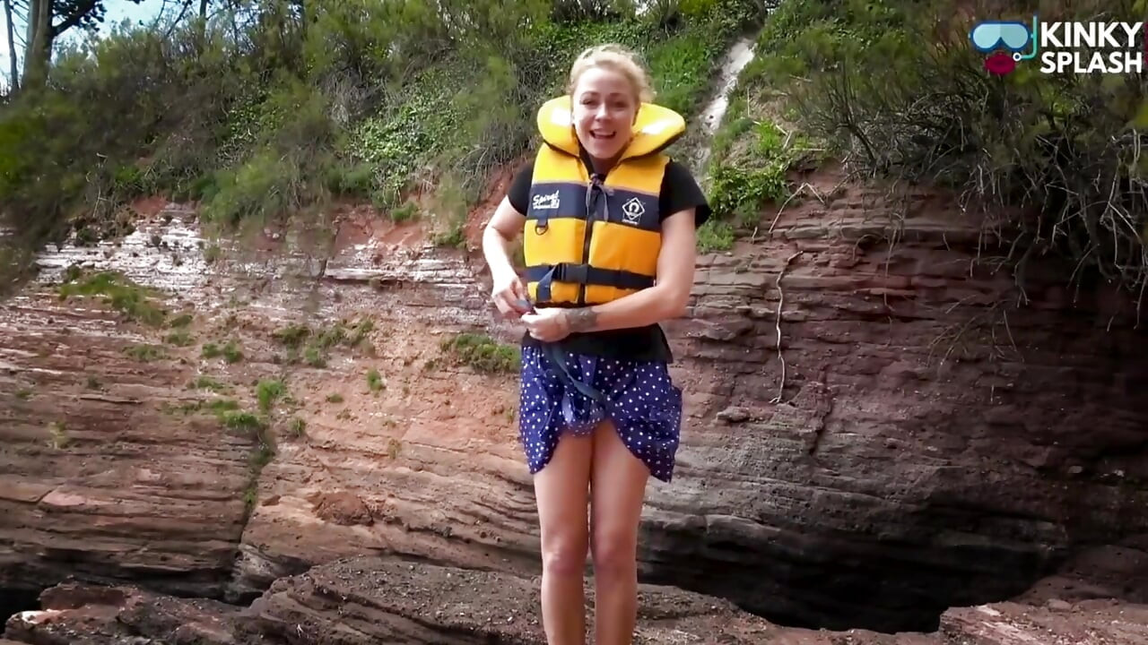 Escolhendo o colete salva-vidas mais sexy para se molhar