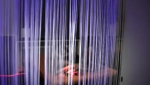 Дикие немецкие милфы бросают мокрую и грязную трах-вечеринку, как никто другой