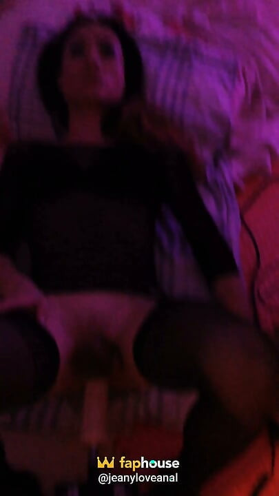 Slut Ladyboy Was Fucking by Dick Machine