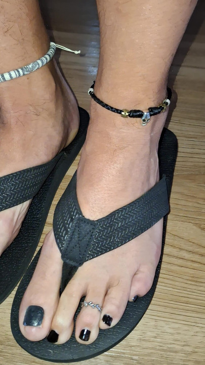 Do my feet look nice enough to worship?