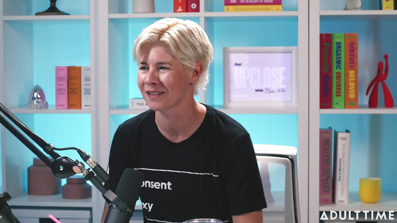 Lilly Bell Exhibitionism, Sexting, & Empowerment  the Adult Time Podcast