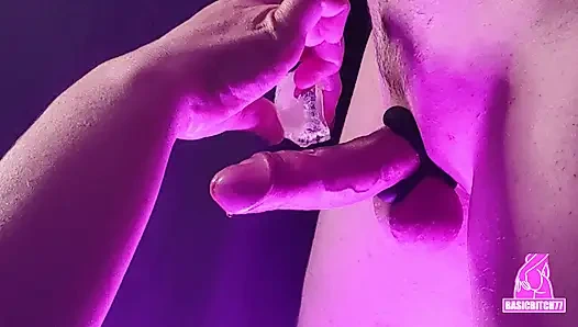 Соблазняю льдом перед жестким кончаем