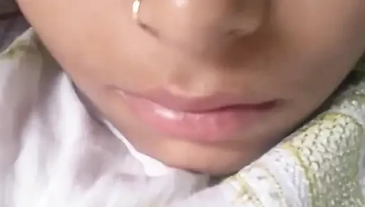 Muh me gira diye atau mai chat gayi
