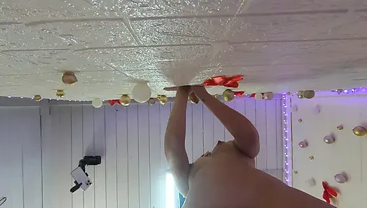 Kenarda yarak vardı ve yarağı geçti. Sheer MisssVikki