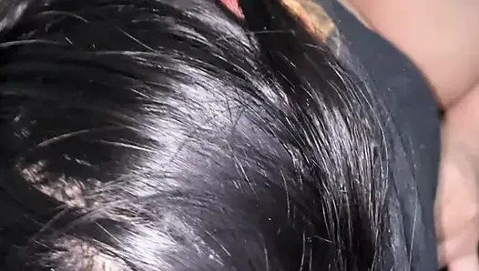 Einen blowjob von einer jungen frau bekommen, bis sie nach innen kommt.