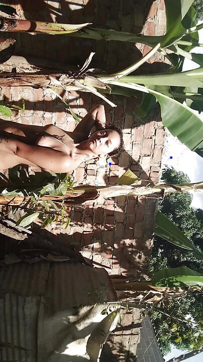 A neighbor saw me while I was playing in the yard