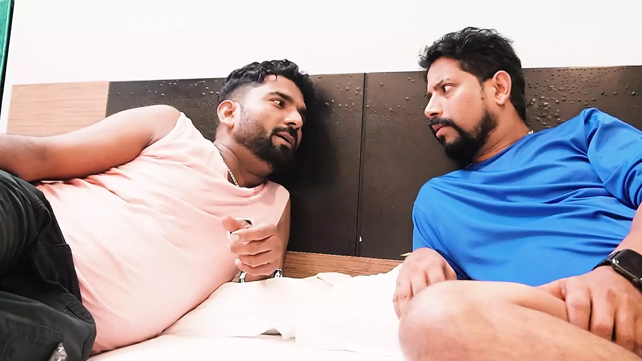 和邻居女孩一起吐痰的乐趣，3P性爱