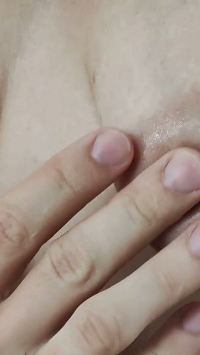 Hot curvy beach girl teasing and getting orgasm from nipple sucking | Clip 1