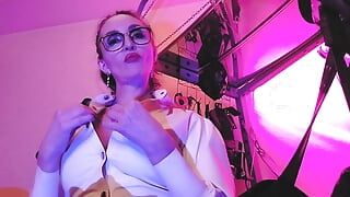 Femdom Mistress Eva Latex Dominatrix Fetysz MILF Okulary gorąca seksowna bogini BDSM Kink