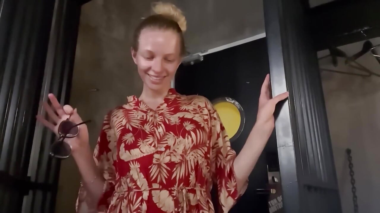 Hari ke-1 dalam melayani dewi femdom yang unggul ~ asmr bermain peran